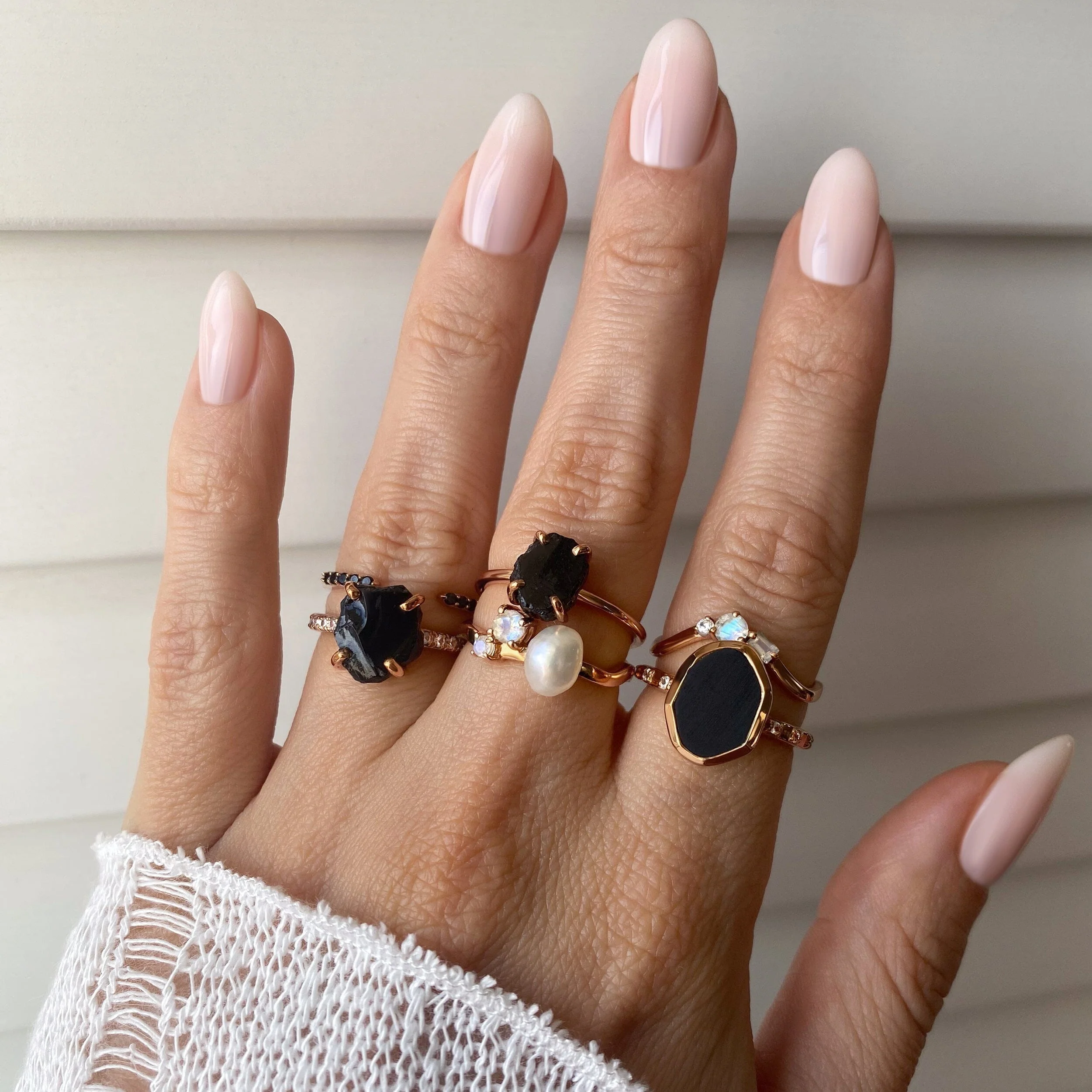 Black Spinel Ring - Twinkling Band - Image 13