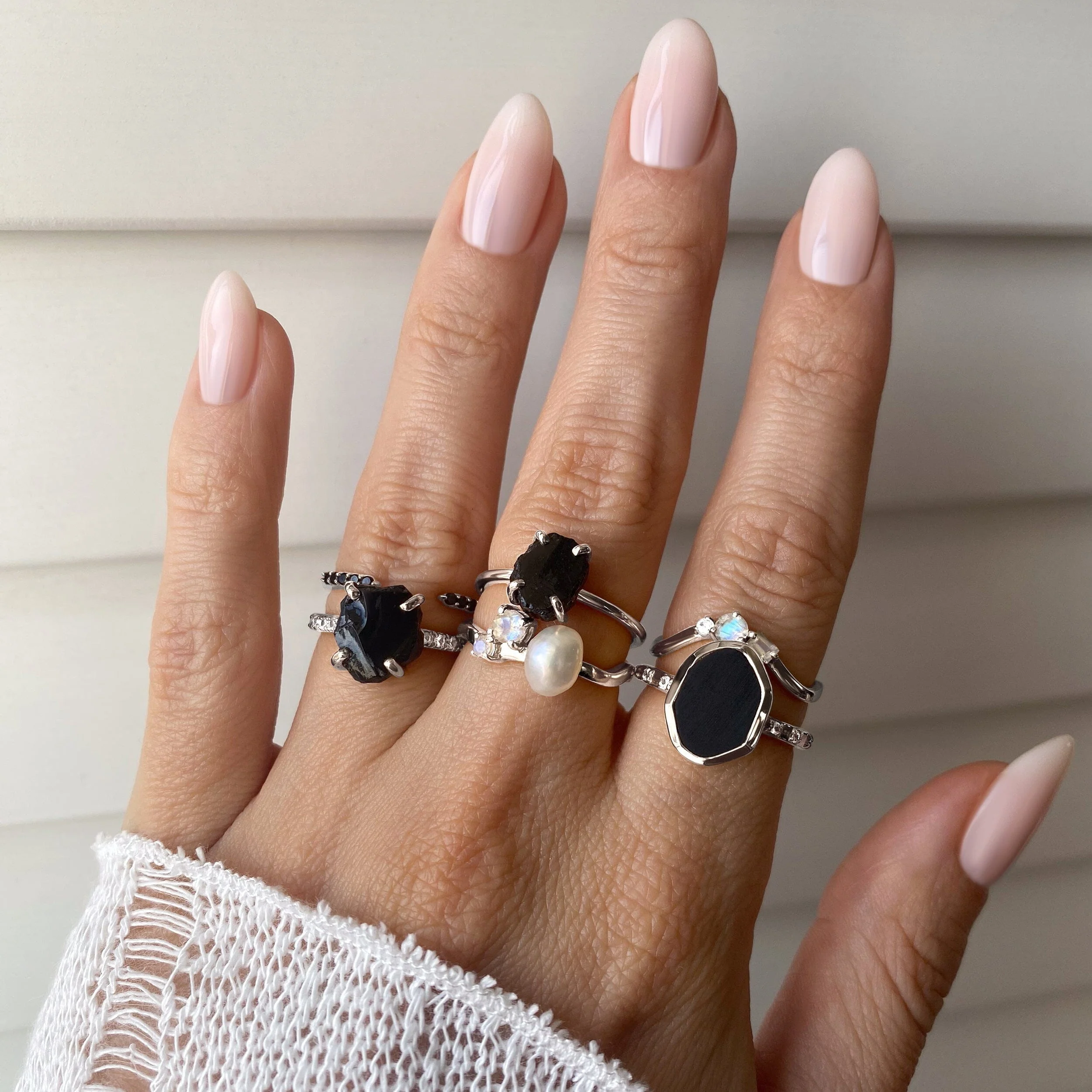 Black Spinel Ring - Twinkling Band - Image 9